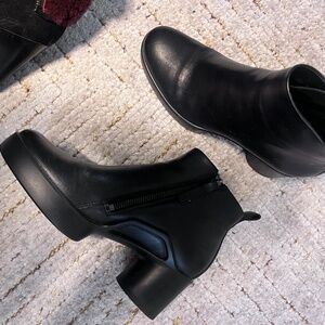 ECCO boots
